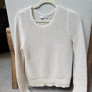 GAP Women's Off-White Crew Neck Sweater